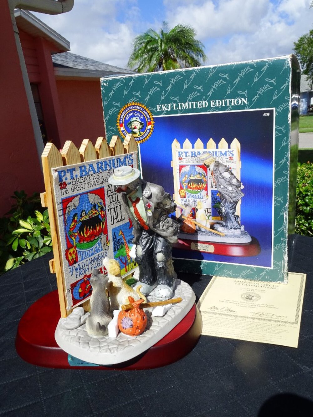 Emmett Kelly Jr American Circus Extravaganzas Figurine Ltd Ed 2916/5000 Box - Picture 5 of 5